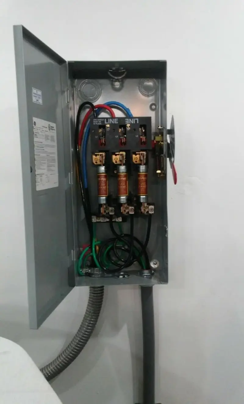 Three-phase disconnect switch installed for Electrical Wiring & Rewiring in Hooper
